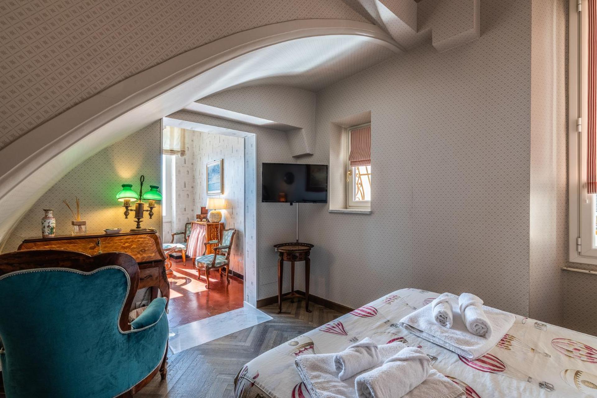 Casa D'Artista B&B Di Charme アラッシオ エクステリア 写真